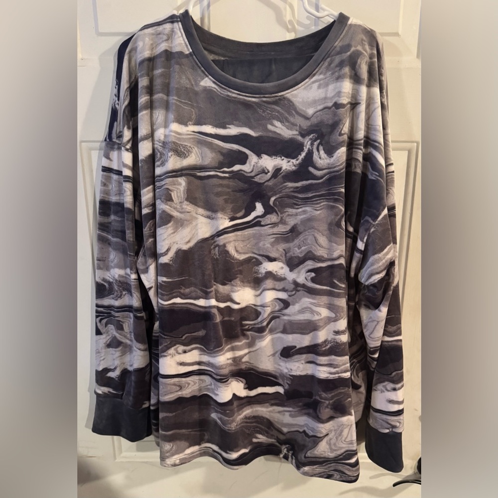 Women's Marble-Print Long Sleeve Sleep Top - Gray/White